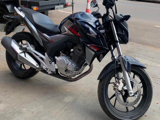Moto anunciada por golpista a R$ 10.500 vale na tabela R$ 16.400