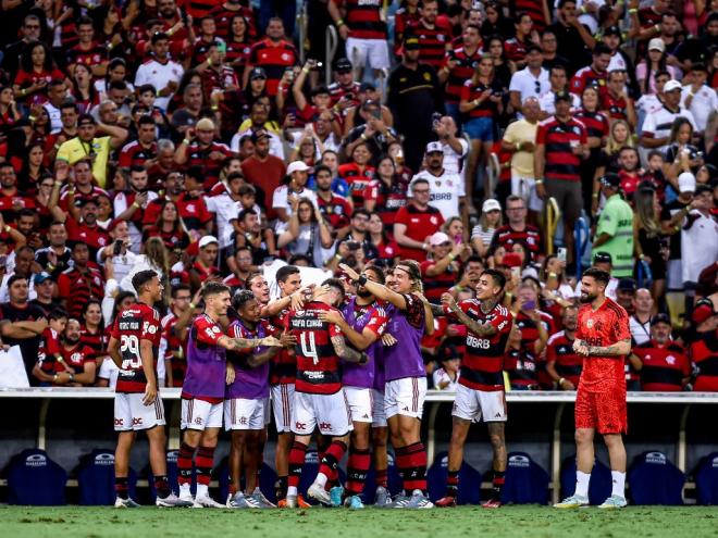 O Flamengo mantém a média acima de 50 mil torcedores do ano passado, quando teve perto de 55 mil por partida