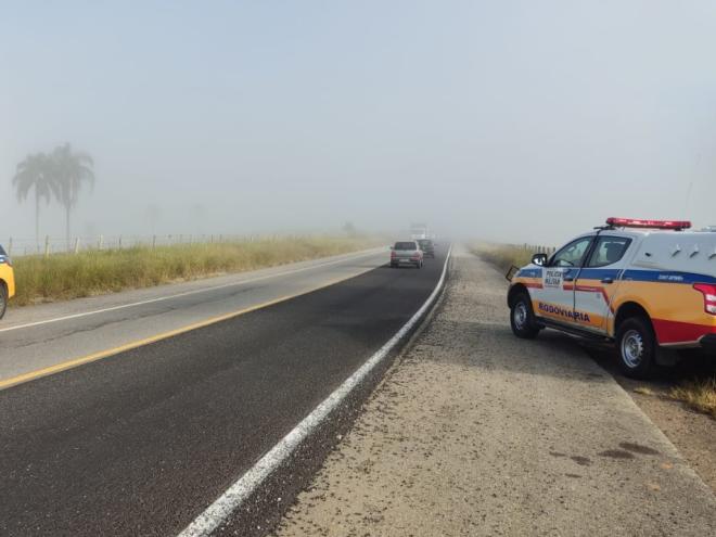 Com a aproximação do inverno e a queda das temperaturas, o motorista precisa ter cuidado redobrado por causa da neblina 