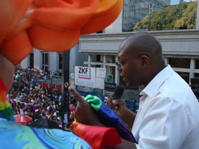 Parada do Orgulho LGBT+ celebra a união, diz o ministro dos Direitos Humanos, Silvio Almeida