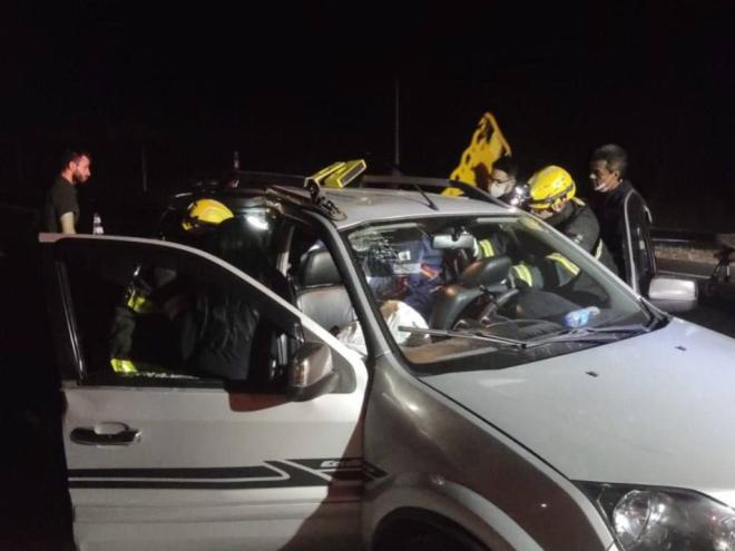 Colisão entre carreta e carro na BR-135, em Bocaiúva