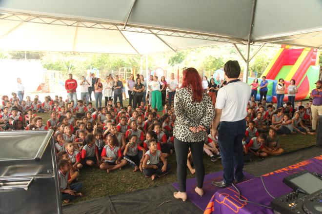 Diretora ressaltou que, ao assumir a gestão da escola, em 2021, foram observadas várias demandas como o telhado que estava tomado por cupins e com vazamentos