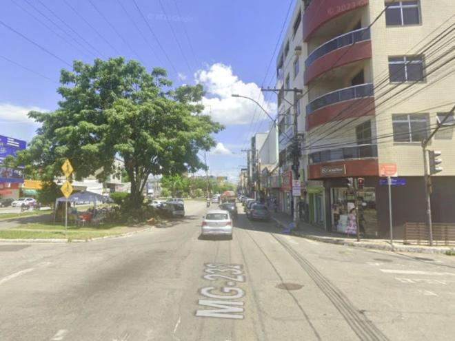O bandido atacou a filial de uma rede de lojas de cosméticos no Canaã, em Ipatinga