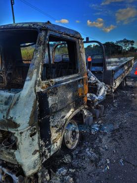 Incêndio começou na cabine e se espalhou 
