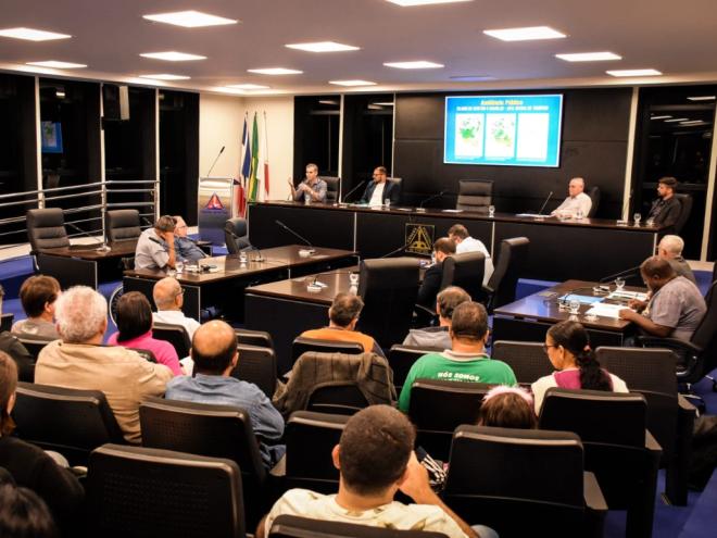 O debate foi realizado na Câmara Municipal de Timóteo