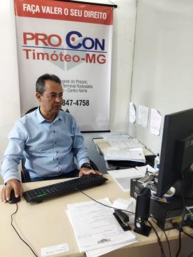 Sílvio Ribeiro explica que é importante não comprometer mais do que 30% da renda