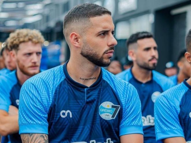 Kelvin Oliveira não será aproveitado no time principal gaúcho