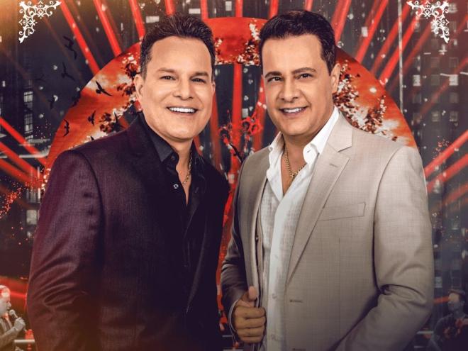 No sábado, dia em que será acendida a tradicional fogueira, a dupla sertaneja se apresenta na cidade