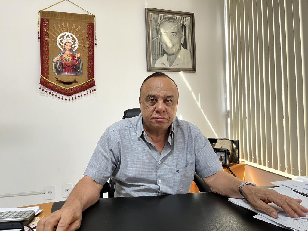 Valter Oliveira, diretor do jornal Diário do Aço, que foi secretário de Desenvolvimento Econômico no governo de Chico, de dezembro de 2000 até abril de 2004, conviveu com o ex-prefeito e lembra que ele era um ser humano fantástico. ''Um 'cara' incrível, inteligente, uma pessoa carismática. Chico fez parte da história de Ipatinga, falar dele é fácil. Você pode chegar aqui hoje no camelô, ou em qualquer lugar e falar Chico Ferramenta, vai perceber que todo mundo tem um carinho. Chico vai deixar um legado grande''.