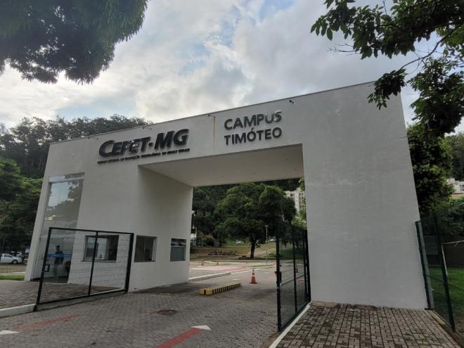 As vagas são para os cursos técnicos em desenvolvimento de sistemas, edificações, metalurgia e química
