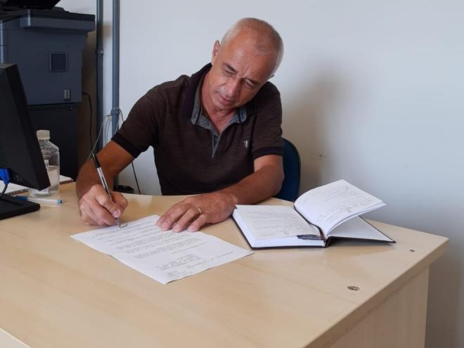 O vereador Vianei explica que a coleta domiciliar vai proporcionar mais conforto e menos riscos para essas pessoas
