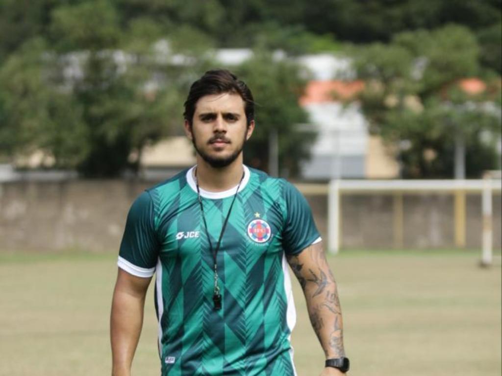 João Silva chega ao Ipatinga com a missão de tentar, em um jogo, subir a equipe Sub-20 