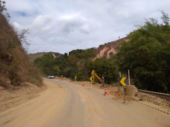 Obra fará recuperação de erosões e estabilização de taludes na MG-320 até Marliéria