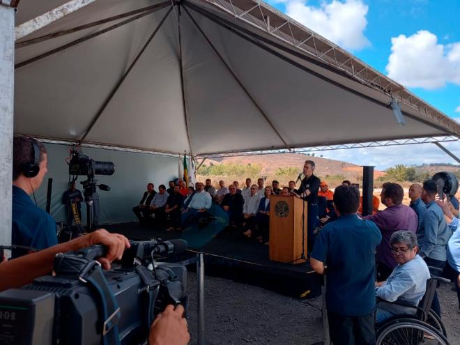 Romeu Zema disse que inaugurava a maior obra viária de seu governo 