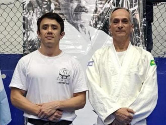 Professor Alessandro Miake e Grão Mestre Kobi