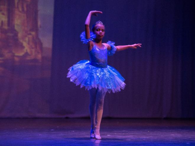 A bailarina Luiza Barbosa Silva se destacou na audição inédita em Ipatinga