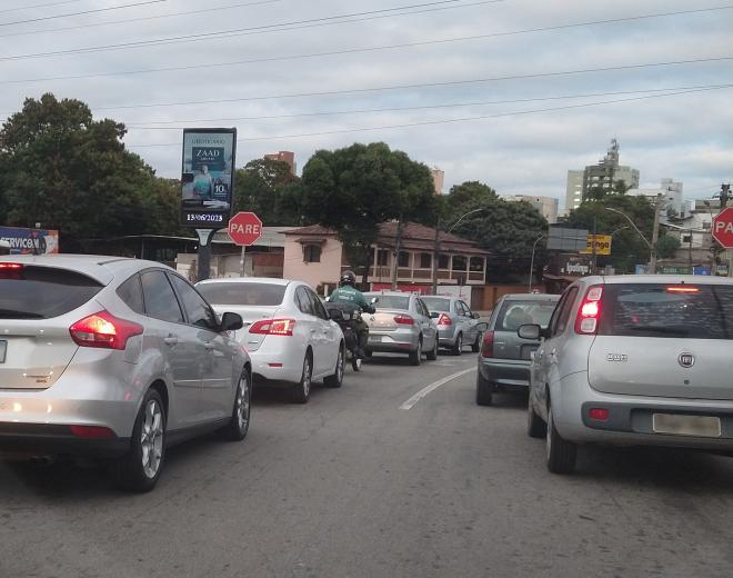 A frota na Região Metropolitana do Vale do Aço é de 235.949 veículos 