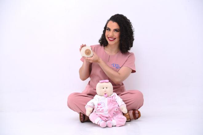''O leite humano possui todo o aporte de calorias e nutrientes que o bebê precisa'', destacou a pediatra Ana Luiza Barcelos