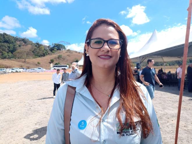 Ariane Goulart afirma que já houve acidentes com gado e cavalos soltos na pista