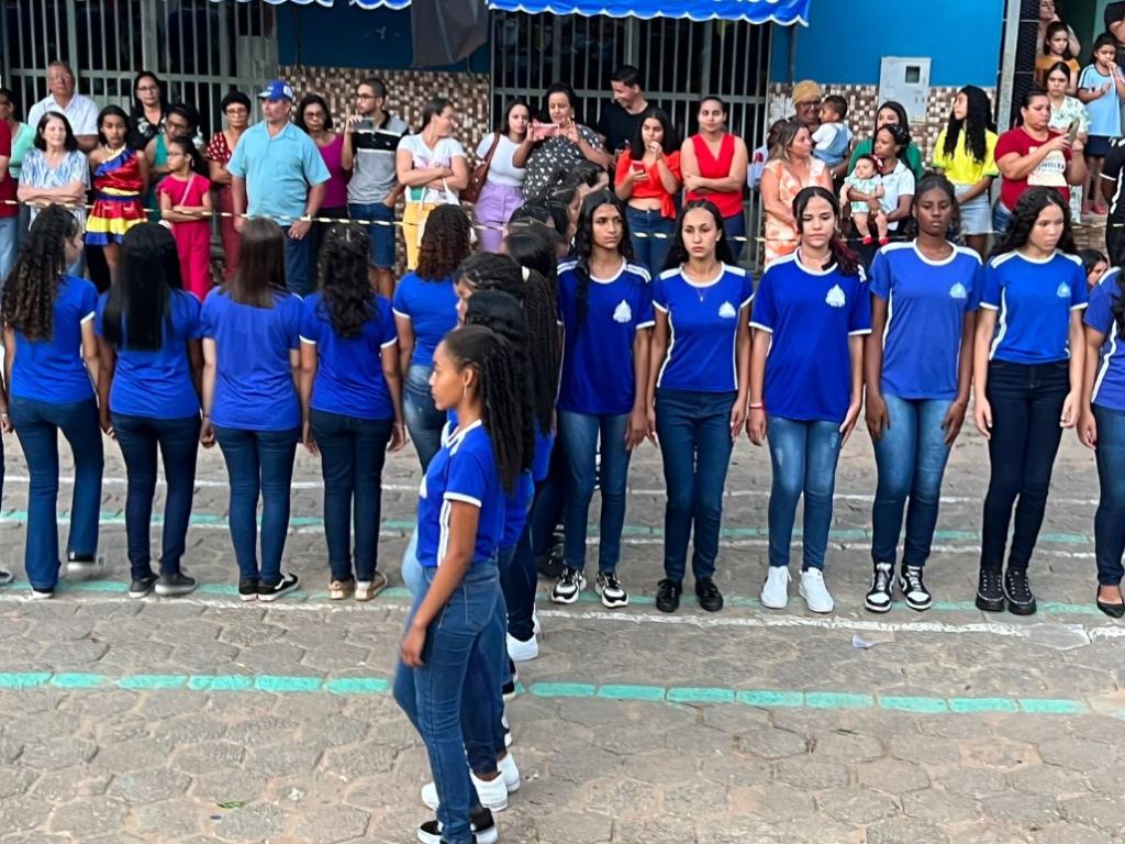 Braúnas apresenta um desfile cívido diferente, no Dia da Independência 