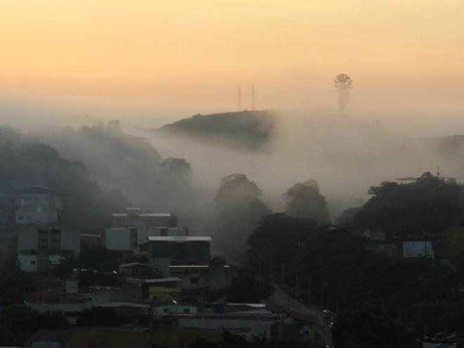 Temperatura máxima a partir de sexta-feira deve cair para 23 graus