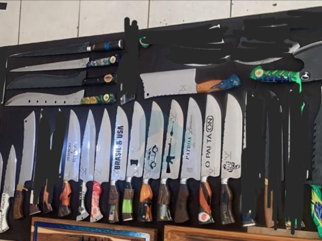 Coleção de facas artesanais também foi levada pelos ladrões 