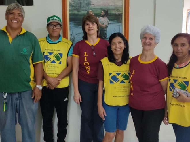 Voluntários que atuaram no bairro Canaã 