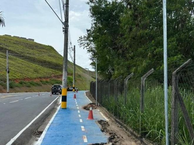 Iluminação de pista compartilhada para uso de ciclistas e pedestres será concluída nos próximos dias