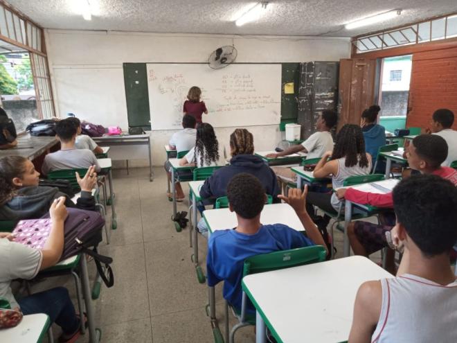 A escola atende atualmente 420 alunos e, com a abertura do Ensino Médio, ofertará mais 90 vagas
