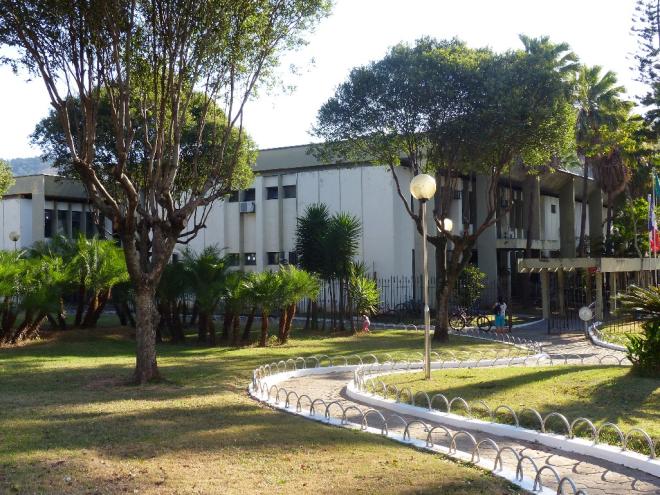 O expediente nas repartições públicas da região será retomado na segunda-feira 