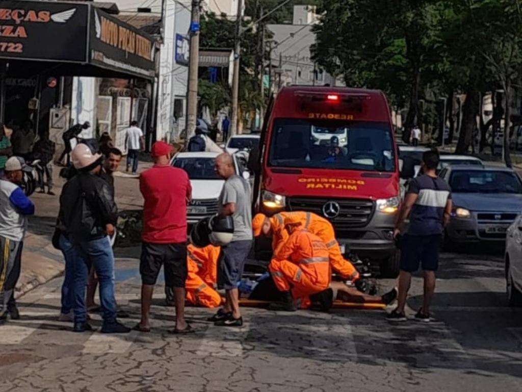 O acidente aconteceu na pista da avenida Londrina, sentido ao Centro de Ipatinga