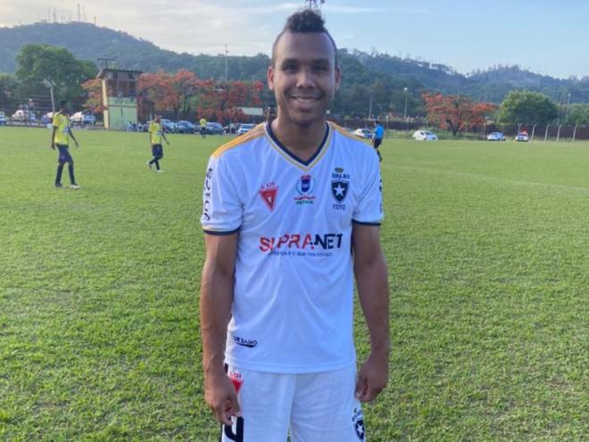Núbio Flávio é o artilheiro absoluto do Ipatinguense, já com 13 gols no poderoso Beirão 