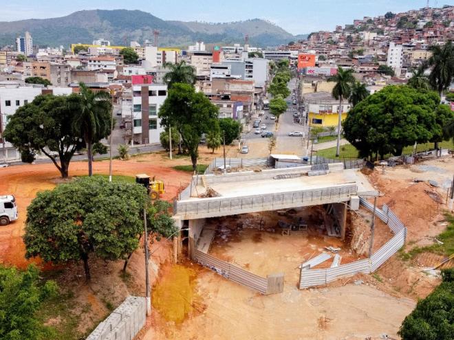 Obra sentido Timóteo está pronta e os serviços agora estão no sentindo Fabriciano/Ipatinga 