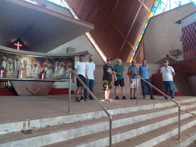 Parte da comissão que tem apoiado o planejamento e arrecadação de fundos para as obras da Catedral