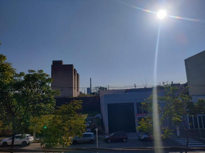 Temperaturas elevadas devem permanecer até o fim de semana