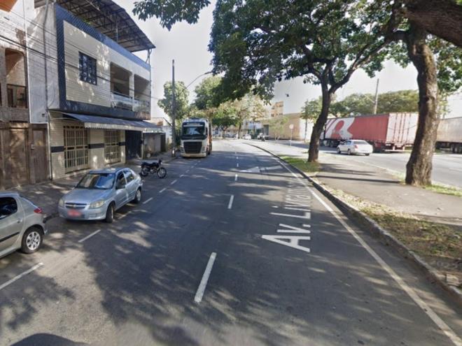 A agressão foi nesta avenida, nas proximidades de um bar no bairro Veneza I, em Ipatinga