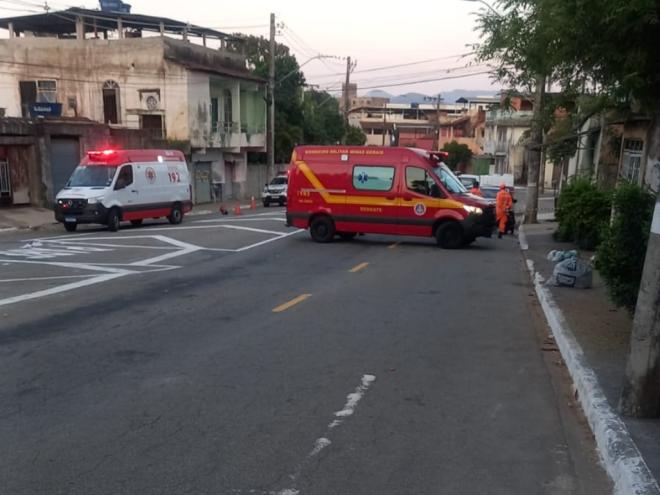 O crime foi praticado no começo da avenida Londrina, em frente a entrada para o Cemitério Senhora da Paz