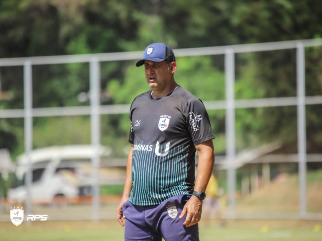  Rodrigo Posso Treinador Sub-15