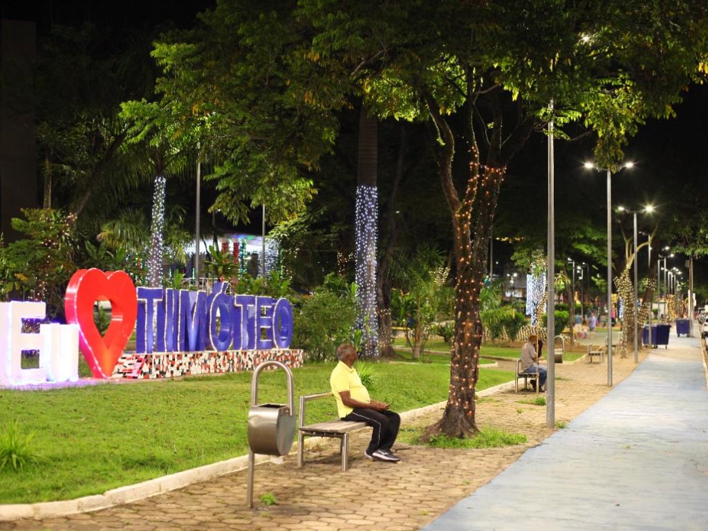 Pelo quarto ano consecutivo, Timóteo terá iluminação e decoração de Natal em pontos da cidade