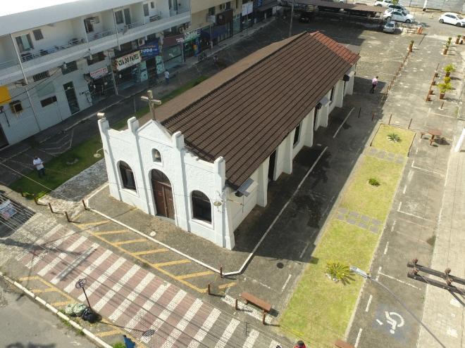 Templo religioso foi construído pela antiga Companhia Acesita (atual Aperam South America), em 1947