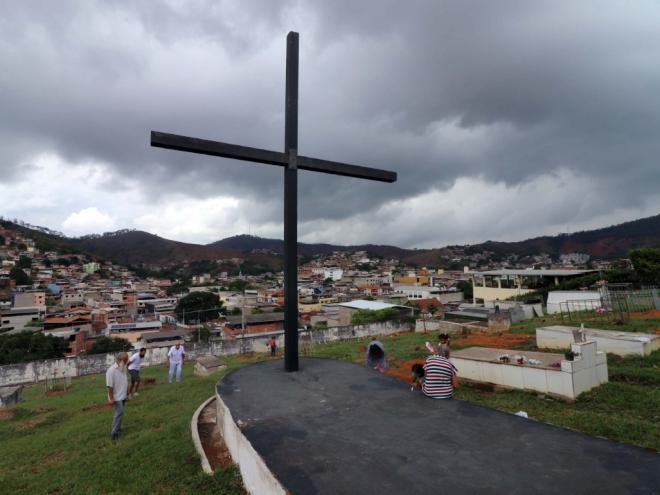 Em um único dia, bairro de Ipatinga registra dois assassinatos, uma das vítimas está identificada oficialmente e outra aguarda reconhecimento