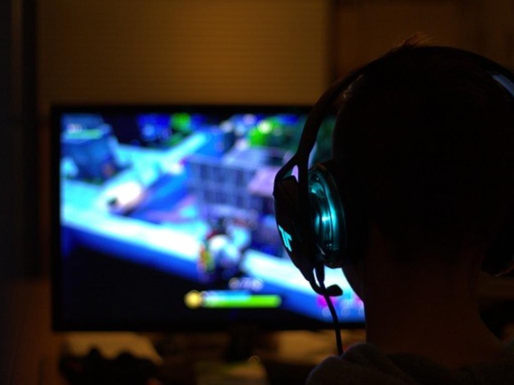 Como a música afeta a nossa percepção nos jogos online - Jornal