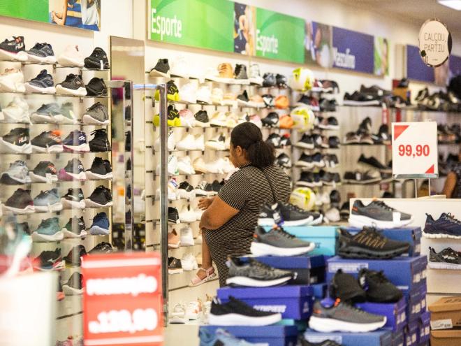 Horário Especial começa no dia 20; serão 13 horas a mais com as lojas funcionando nas vésperas da data mais importante do ano para as empresas