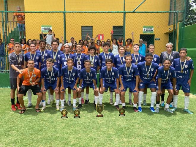 A equipe Sub-15 bateu um forte concorrente e levantou a taça em nível estadual