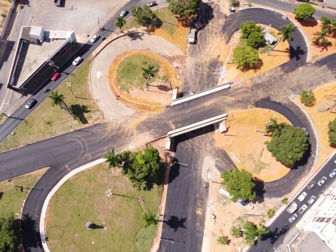 Pavimentação aplicada nas alças de acesso ainda não é definitiva