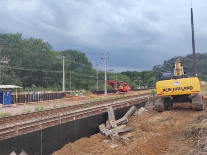 Registro do início da obra de construção da passarela em Ipatinga