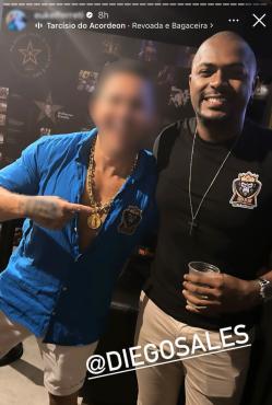 Diego aparece ao lado de amigo em balada na capital alagoana