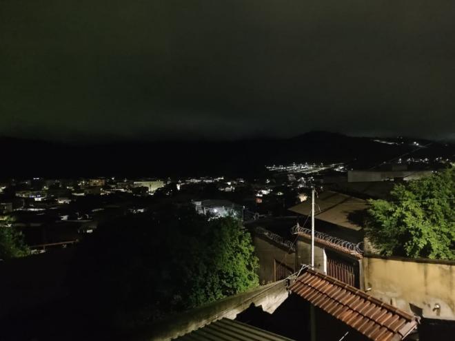 Energia elétrica foi reestabelecida por volta das 23h