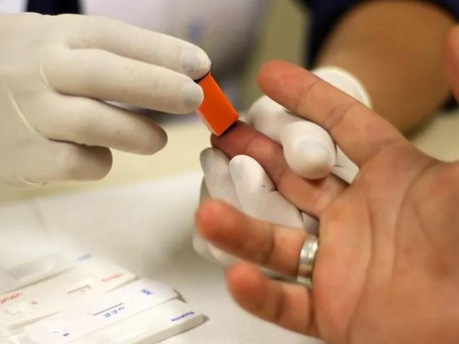 O diagnóstico de sífilis é feito de forma rápida e sigilosa  