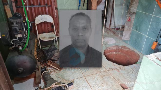 João Pimenta da Silva informou a um amigo que, em sonho, teve a revelação de um tesouro escondido sob sua residência e os dois passaram a cavar a terra  